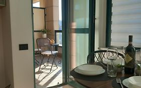 Bilocale Con Terrazzo E Box Auto Su Richiesta